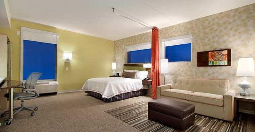 Hotel Home2 By Hilton I-10 3*