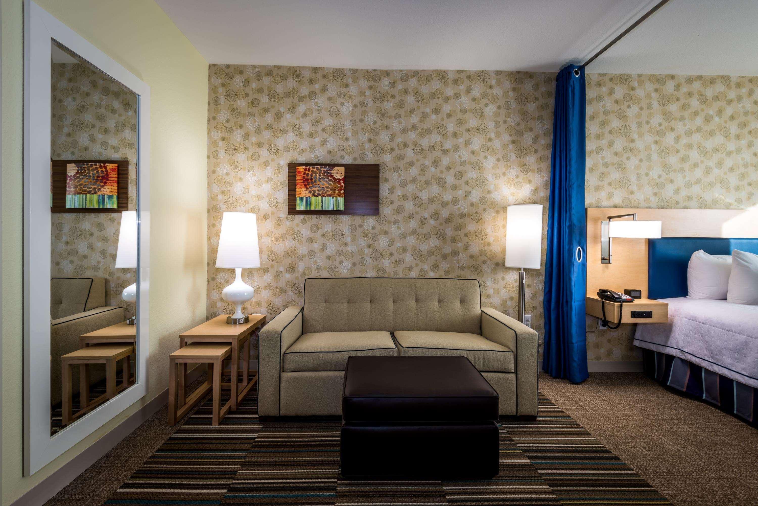 Home2 By Hilton I-10 Hotel 3*